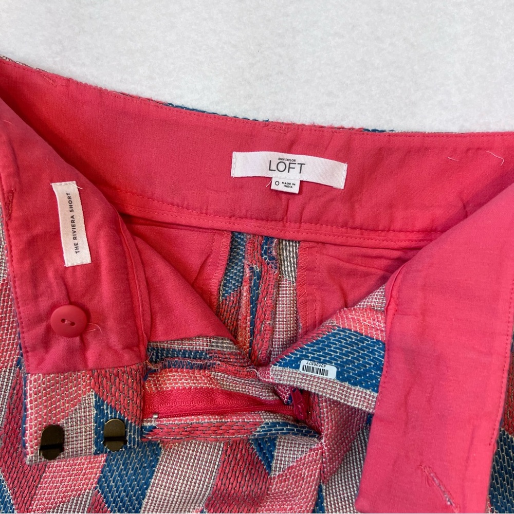 Ann Taylor Loft Riviera Short - Picture 4 of 4